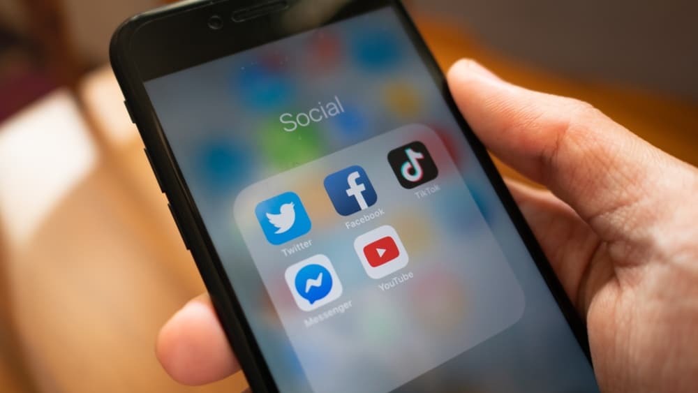 How to Become an Integrated Trainer - the CPT's Guide 19 social media
