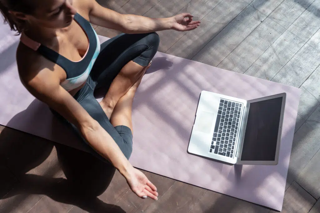 yoga-online-teacher-training-at-home